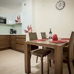 Karin Apartman *